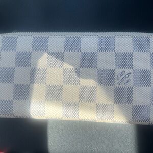 Authentic Louis Vuitton Damask Azur Clémence Wallet with Rose interior